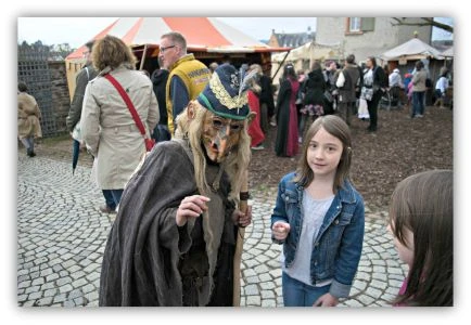 WitchesMarket-0581a